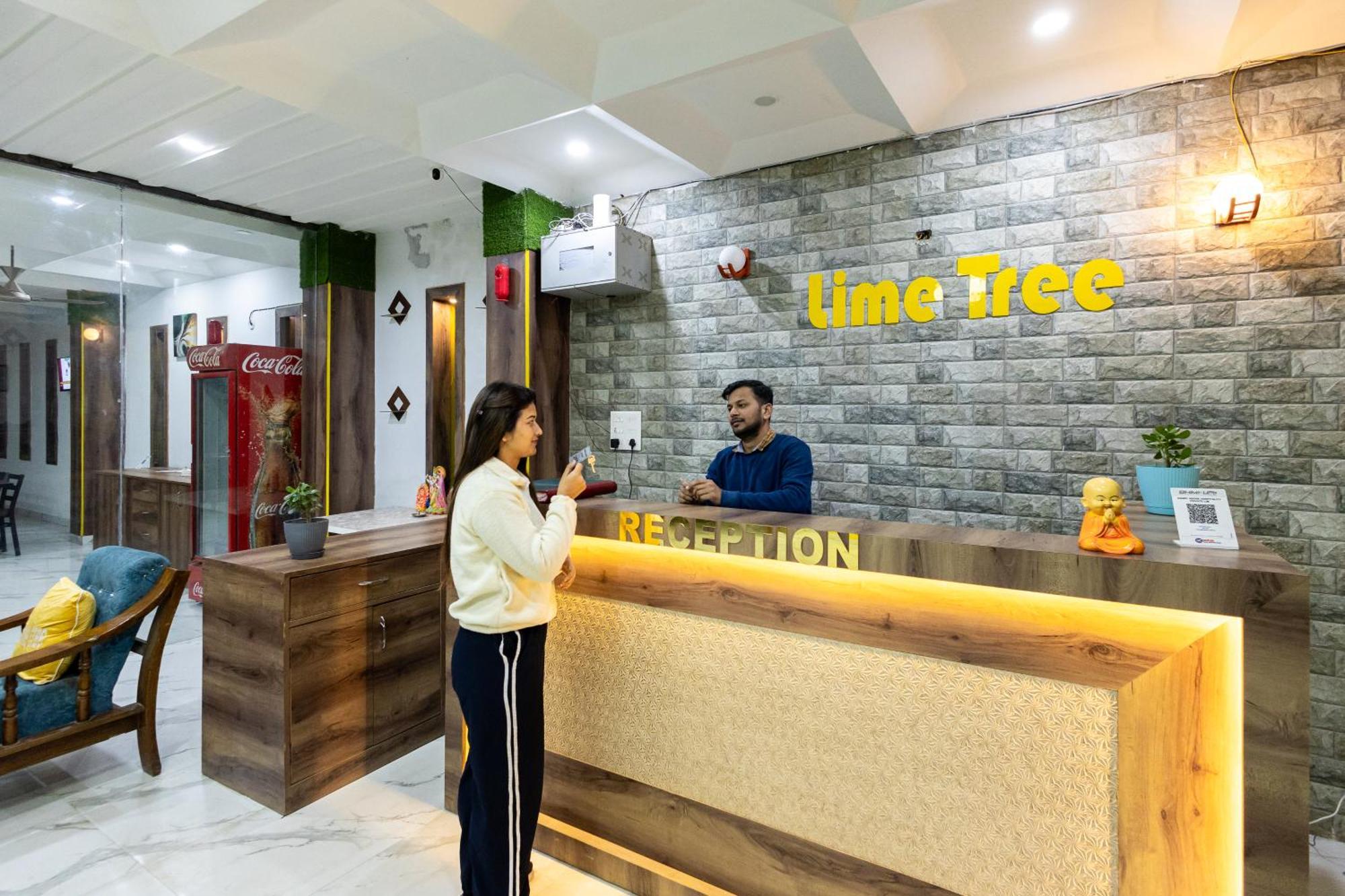 Lime Tree Hotel And Banquet Vrindāvan Exterior foto