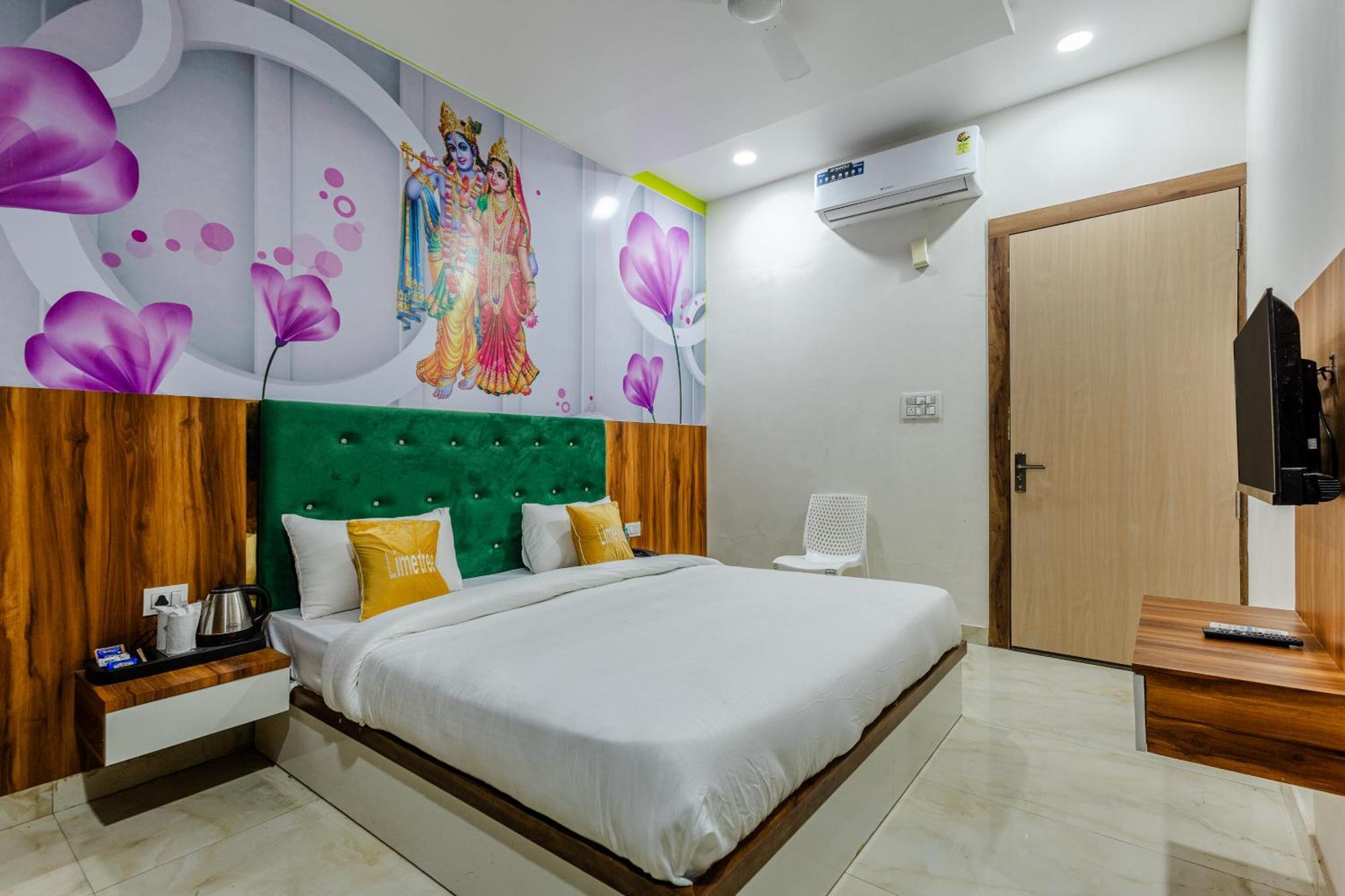 Lime Tree Hotel And Banquet Vrindāvan Exterior foto