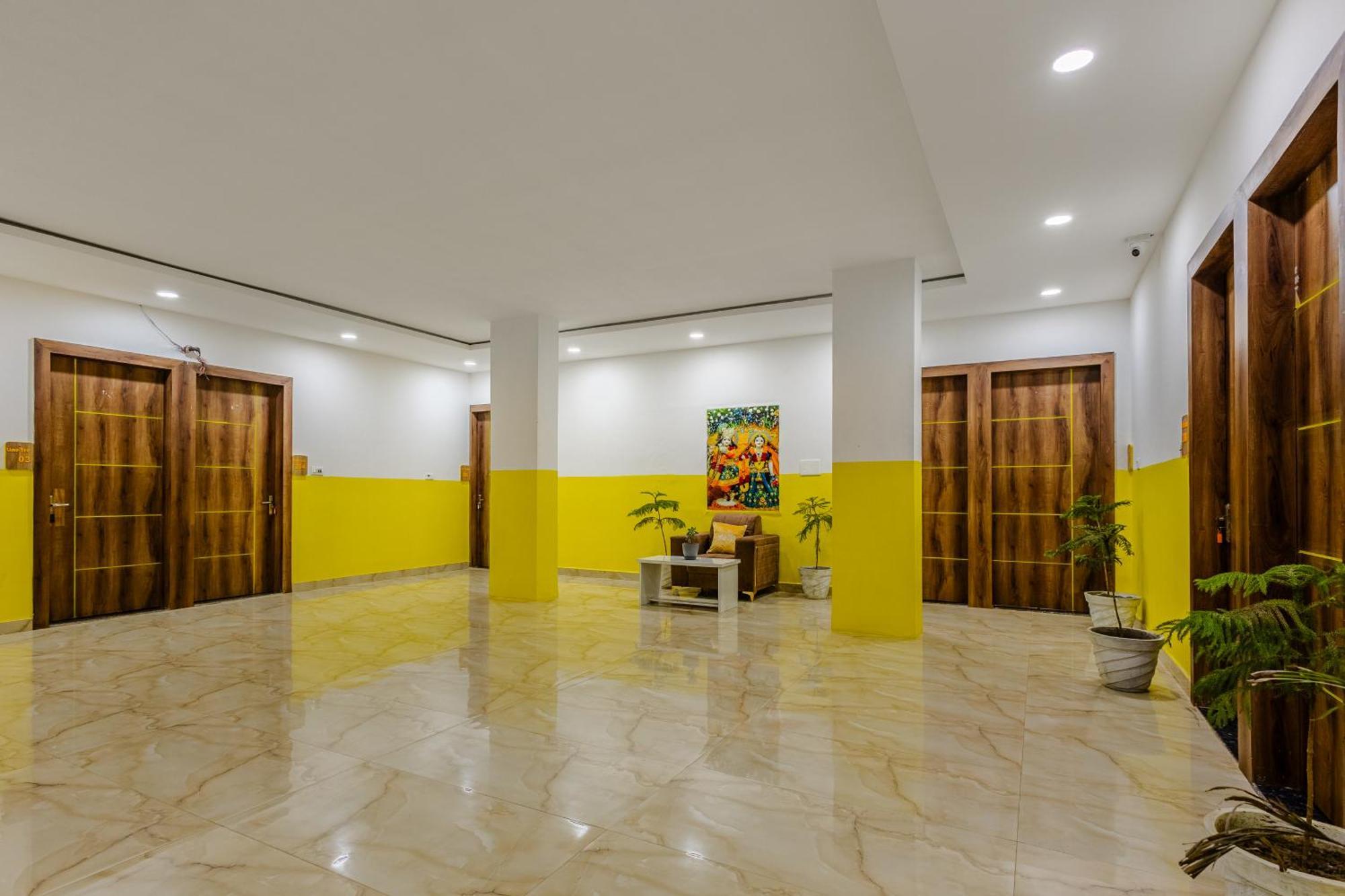 Lime Tree Hotel And Banquet Vrindāvan Exterior foto